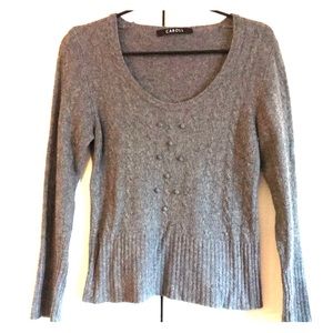 ⭐️4/$25 or 2/$15 French Brand Caroll Crop Sweater